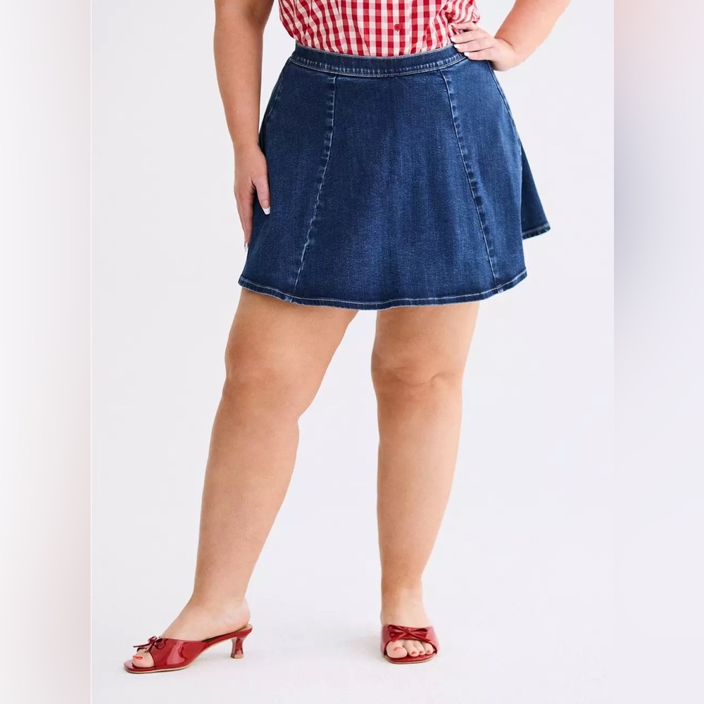 Torrid Retro Chic Denim Jean Circle Mini Skort